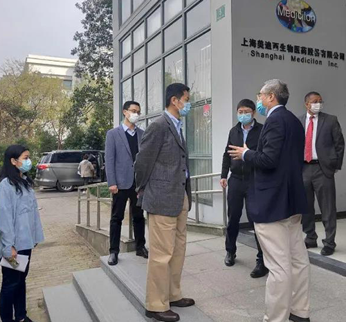 上海市委常委、副市长吴清一行调研JDB电子张江园区