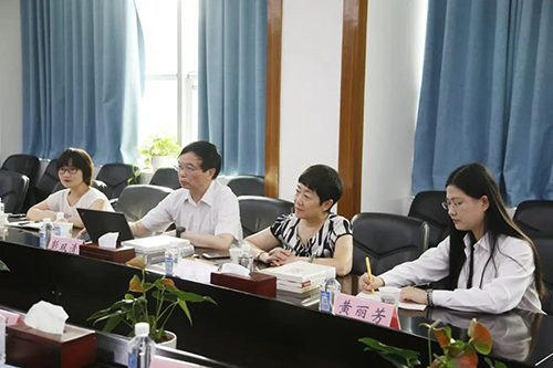 JDB电子临床前钻研副总裁兼机构掌管人彭双清教授，药效部执行主任董文心，药代安评项目掌管人龙娜等