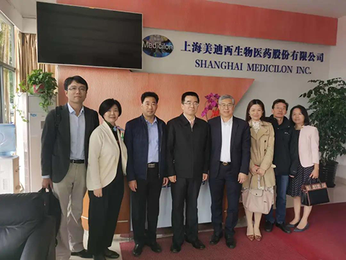 中国药科大学党委书记金能明与JDB电子首席执行官陈春麟博士